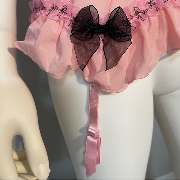 34D Vs Victoria’s Secret Sexy Little things Garter lingerie Slip top Pink ruffle - Picture 9 of 12